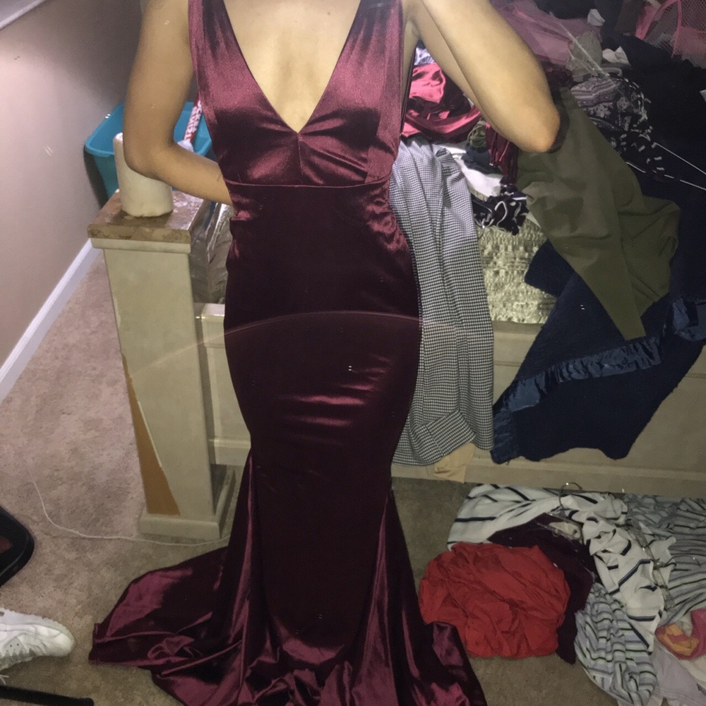 Burgundy backless prom dress Brand new!